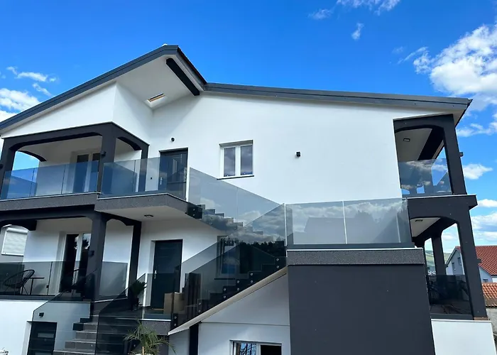 Sea Dreams Apartments