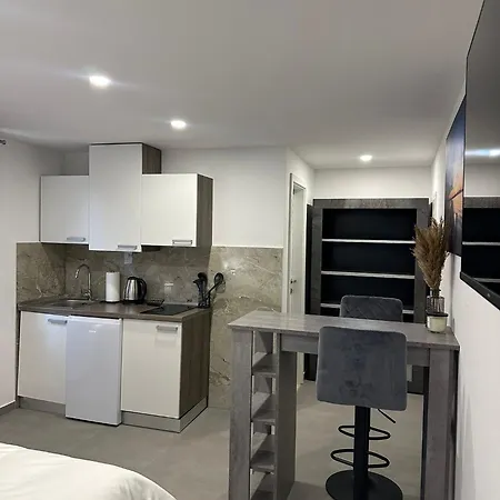 Sea Dreams Apartments Pridraga Zewnętrze zdjęcie