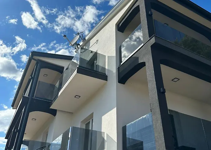 Sea Dreams Apartments